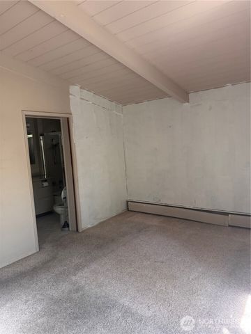 10419 Brook Lane SW, Lakewood, WA 98499