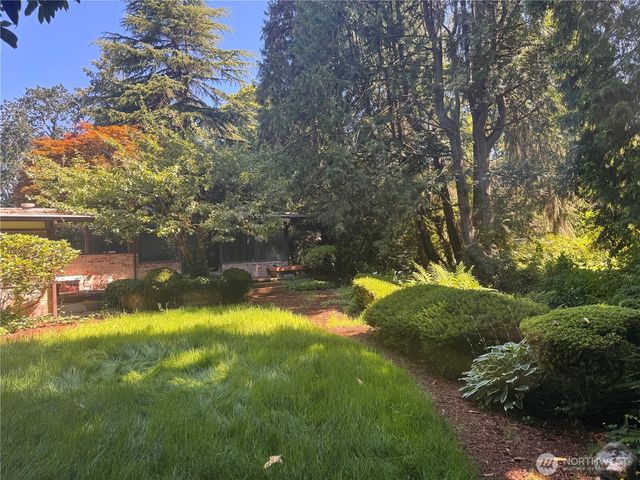 10419 Brook Lane SW, Lakewood, WA 98499