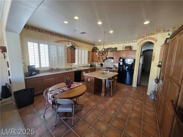 5320 Polizze Avenue, Las Vegas, NV 89141
