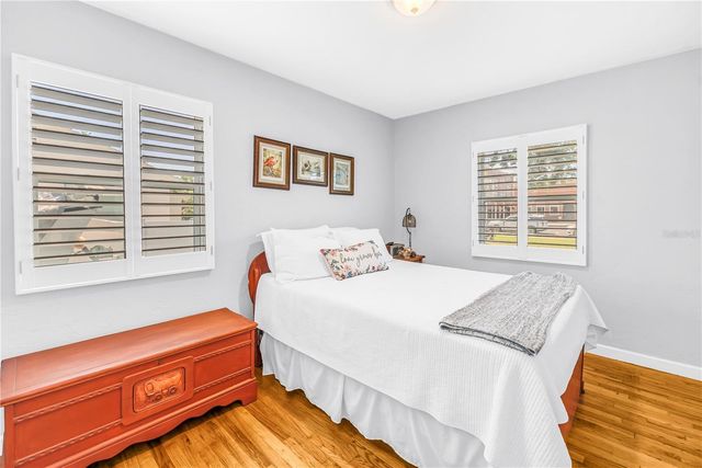 201 35TH AVENUE NE, St Petersburg, FL 33704