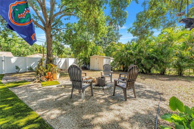 201 35TH AVENUE NE, St Petersburg, FL 33704