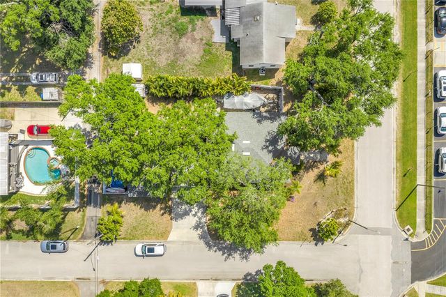 201 35TH AVENUE NE, St Petersburg, FL 33704