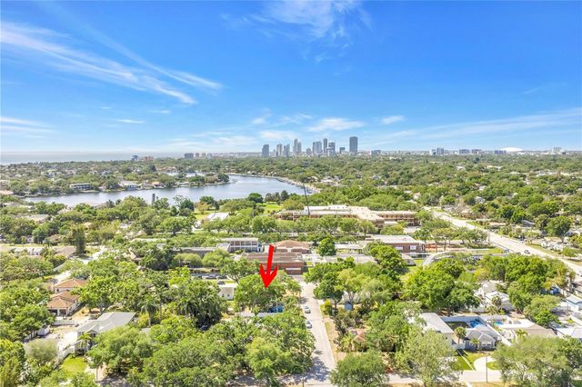 201 35TH AVENUE NE, St Petersburg, FL 33704