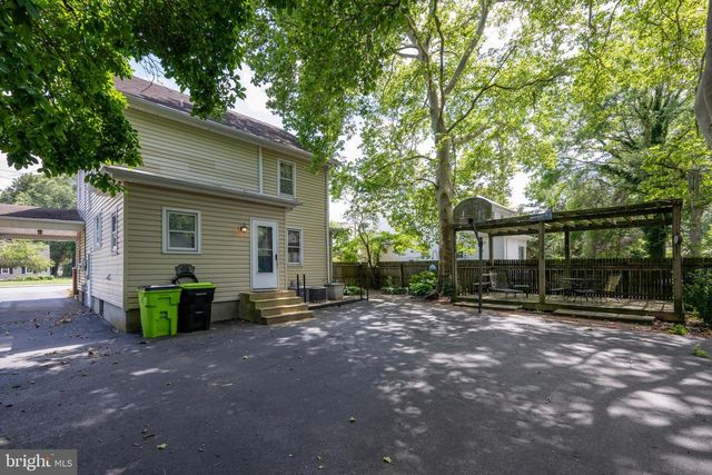 406 W MARKET ST, Georgetown, DE 19947