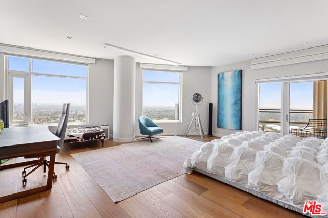 1 W Century Drive 23B, Los Angeles, CA 90067