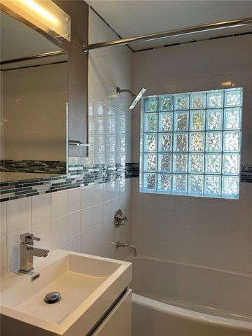 514 BAKER STREET, Orlando, FL 32806