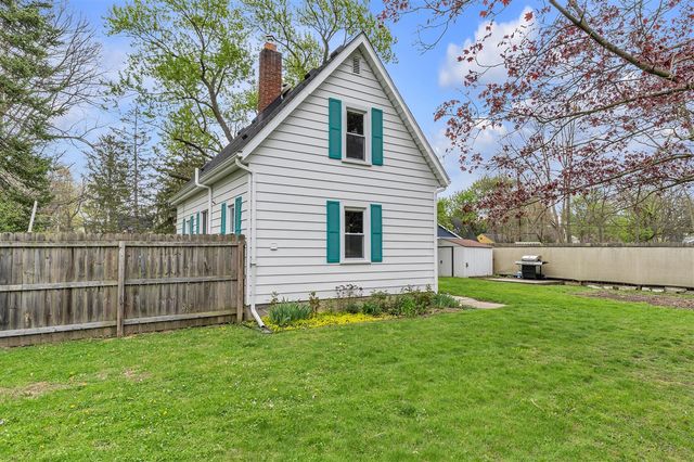 597 Kuehnle Avenue, Ann Arbor, MI 48103