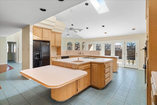 206 Rover, White Rock, NM 87547