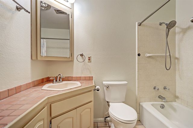 206 Rover, White Rock, NM 87547