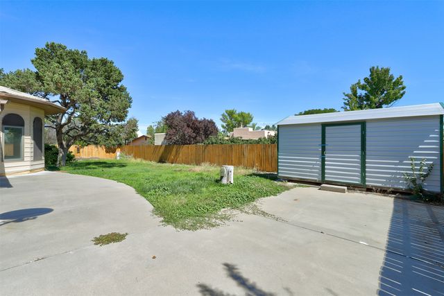 206 Rover, White Rock, NM 87547