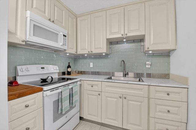 502 Normandy K, Delray Beach, FL 33484