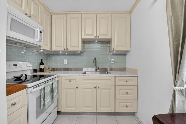 502 Normandy K, Delray Beach, FL 33484