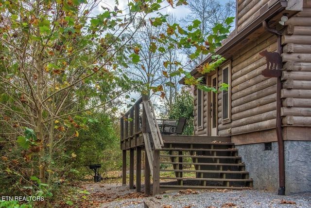 820 Crest View Drive, Gatlinburg, TN 37738