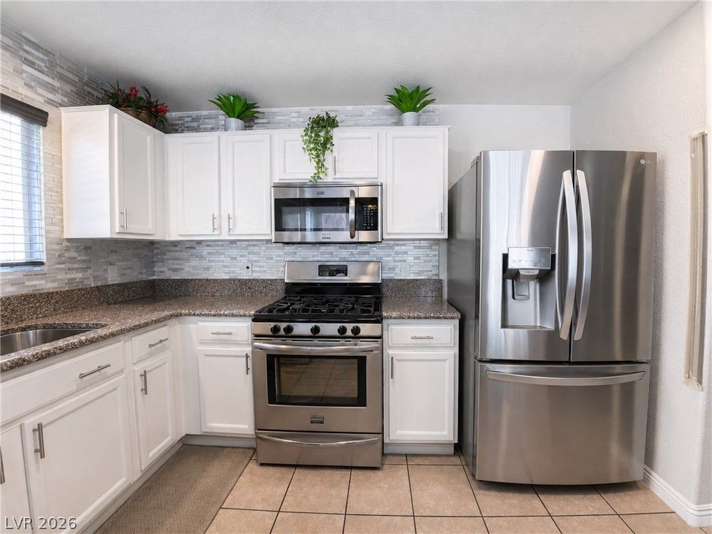 5032 Dancing Lights Avenue, Las Vegas, NV 89130 — photo 5