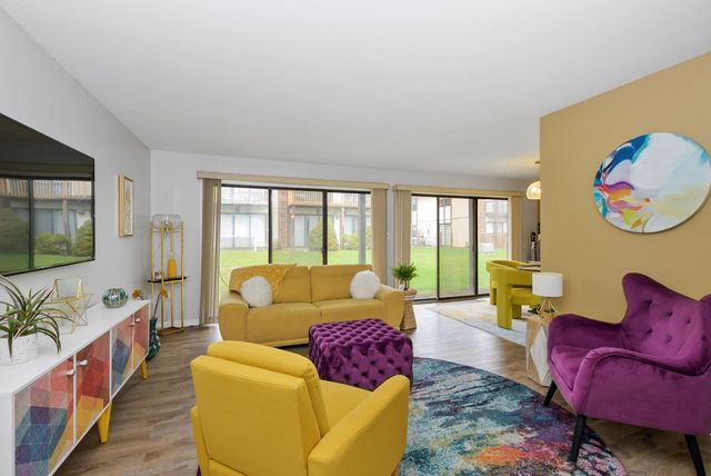 4182 192nd Court 253, Country Club Hills, IL 60478