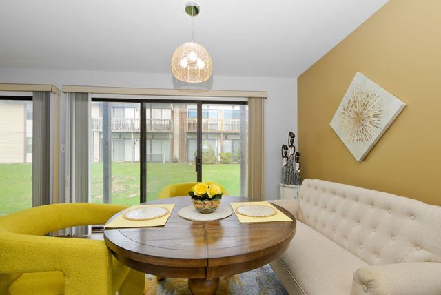 4182 192nd Court 253, Country Club Hills, IL 60478