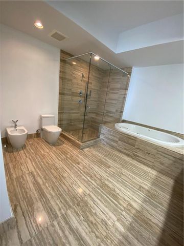 16001 Collins Ave 2207, Sunny Isles Beach, FL 33160