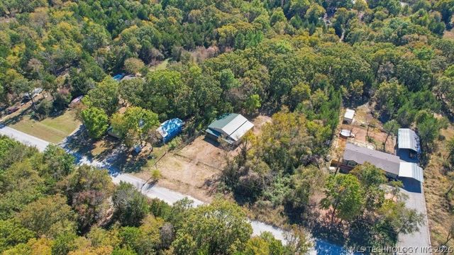 136 Pine Street, Mead, OK 73449