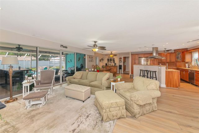 1403 VIOLA DRIVE, Brandon, FL 33511