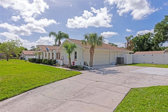 1403 VIOLA DRIVE, Brandon, FL 33511