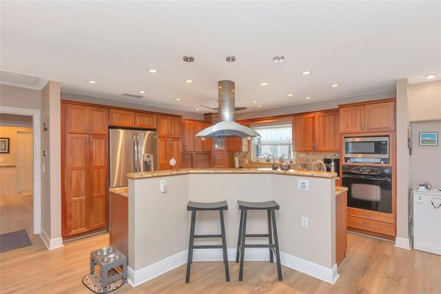 1403 VIOLA DRIVE, Brandon, FL 33511