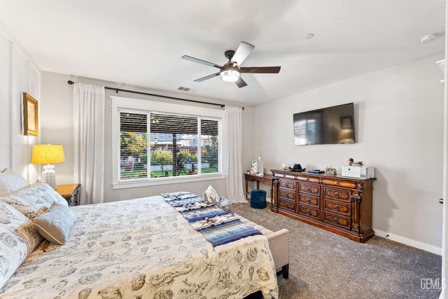 9707 Metropolitan Way, Bakersfield, CA 93311