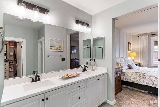 9707 Metropolitan Way, Bakersfield, CA 93311