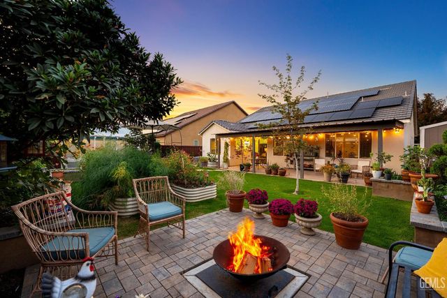 9707 Metropolitan Way, Bakersfield, CA 93311