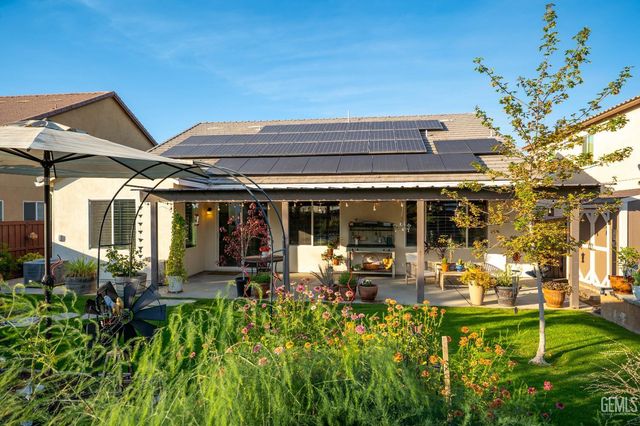 9707 Metropolitan Way, Bakersfield, CA 93311