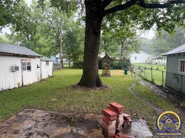 422 Arundel St, Emporia, KS 66801