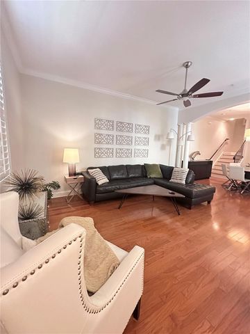 2303 KENSINGTON GARDEN LANE, Tampa, FL 33609
