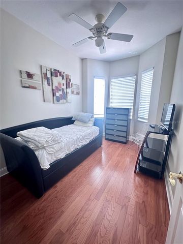 2303 KENSINGTON GARDEN LANE, Tampa, FL 33609
