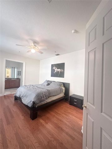2303 KENSINGTON GARDEN LANE, Tampa, FL 33609