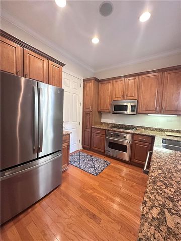 2303 KENSINGTON GARDEN LANE, Tampa, FL 33609