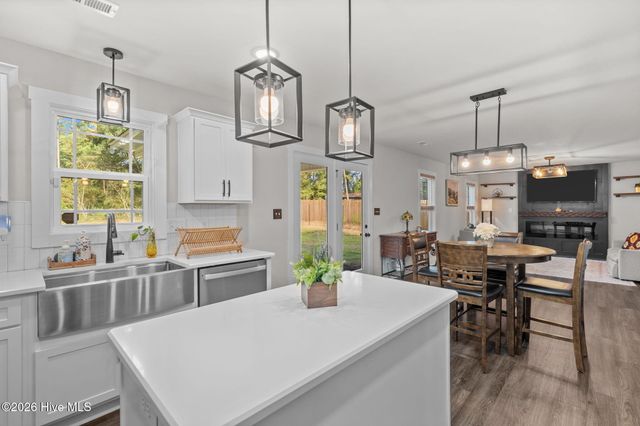 247 N Horace Walters Road, Raeford, NC 28376