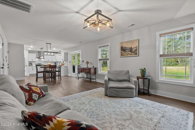 247 N Horace Walters Road, Raeford, NC 28376