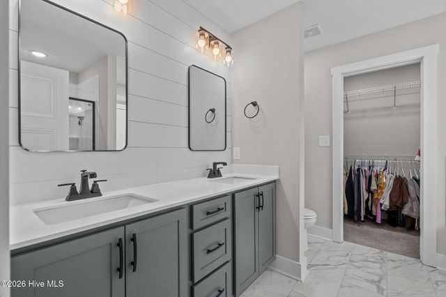 247 N Horace Walters Road, Raeford, NC 28376