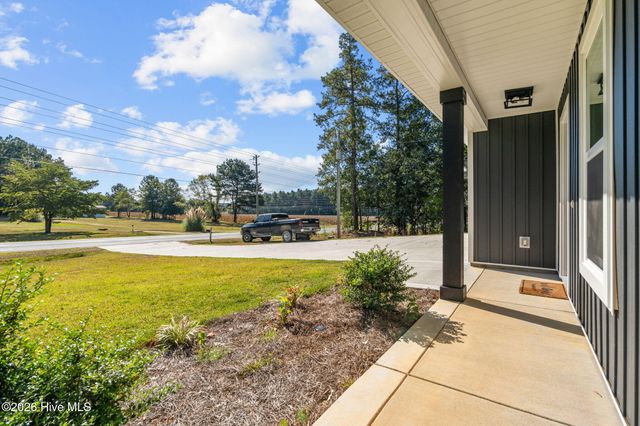 247 N Horace Walters Road, Raeford, NC 28376