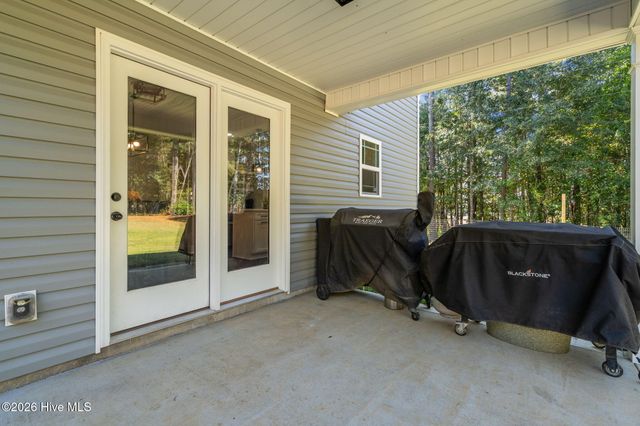 247 N Horace Walters Road, Raeford, NC 28376