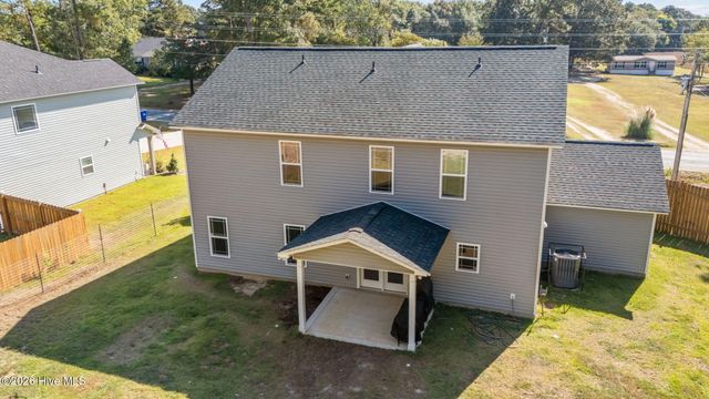 247 N Horace Walters Road, Raeford, NC 28376