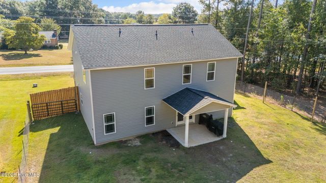 247 N Horace Walters Road, Raeford, NC 28376