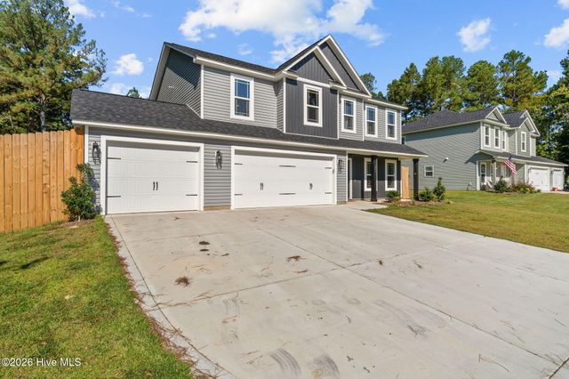 247 N Horace Walters Road, Raeford, NC 28376