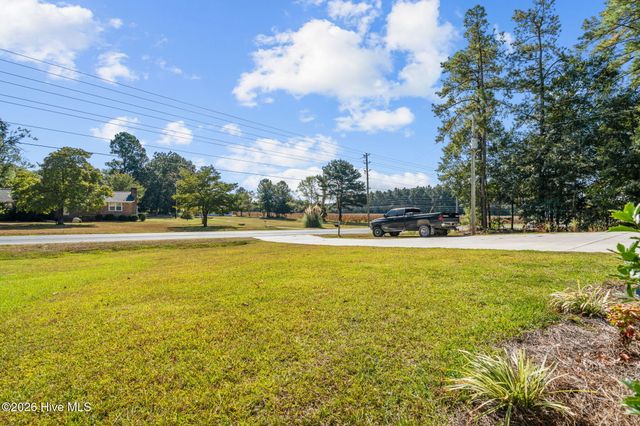 247 N Horace Walters Road, Raeford, NC 28376