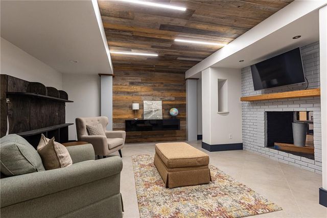 4276 Sentinel Post NW Road, Atlanta, GA 30327