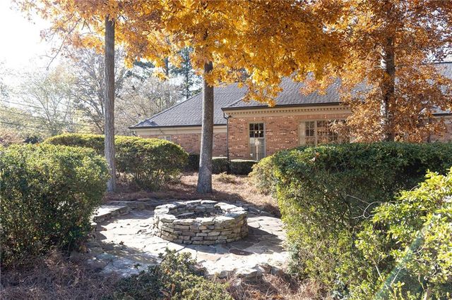 4276 Sentinel Post NW Road, Atlanta, GA 30327