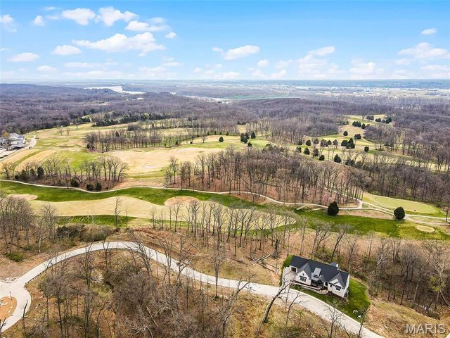 118 Summer Grace Lane, St Charles, MO 63304