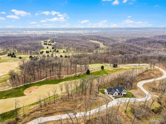 118 Summer Grace Lane, St Charles, MO 63304