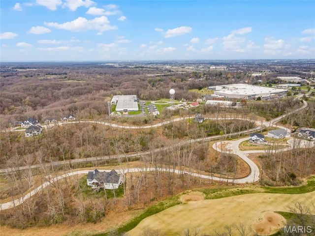 118 Summer Grace Lane, St Charles, MO 63304