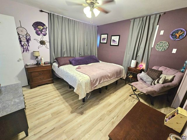 2528 SW Duncan DR, Topeka, KS 66614