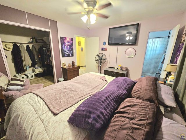 2528 SW Duncan DR, Topeka, KS 66614